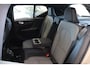 Volvo XC40 B4 197PK Plus Dark | Trekhaak | 19" all season | Verw. voorruit | Power seats