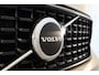 Volvo XC40 B4 197PK Plus Dark | Trekhaak | 19" all season | Verw. voorruit | Power seats