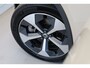 Volvo XC40 B4 197PK Plus Dark | Trekhaak | 19" all season | Verw. voorruit | Power seats