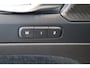 Volvo XC40 B4 197PK Plus Dark | Trekhaak | 19" all season | Verw. voorruit | Power seats
