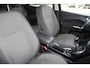 Ford C-Max 1.0-125pk Titanium. Goed onderhouden hoogzitter ! Autm. airco dual, LM wielen, elektr. achterklep, cruise control, navigatie, telefoonvoorb., panoramadak, metallic lak, voorraamverwarming etc.