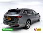 Volkswagen Passat Variant 1.5 eHybrid Business | 2 Ergo active stoelen | Wegklapbare trekhaak | Stoel- & Stuurverwarming | Adap. Cruise | Navigatie, Headup display, App. connect.