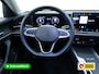 Volkswagen Passat Variant 1.5 eHybrid Business | 2 Ergo active stoelen | Wegklapbare trekhaak | Stoel- & Stuurverwarming | Adap. Cruise | Navigatie, Headup display, App. connect.
