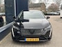 Peugeot 308 SW 1.6 HYbrid 180 Allure Pack Business | Trekhaak 1450KG | Automaat | Navigatie | Dodehoek Detectie | Stoel & Voorruit Verwarming | AGR Stoel | Keyless Entry | 360 Graden Camera | Climate Control | Cruise Control | Full LED Verlichting |