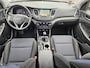 Hyundai Tucson 1.6 GDi Comfort NAVIGATIE|CAMERA|CRUISE CONTROL|ECC/AIRCO|GETINT GLAS|TREKHAAK Maandag tot