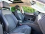 Volkswagen Passat Variant 1.6 TDI Connected + *Panorama*