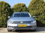 Volkswagen Passat Variant 1.6 TDI Connected + *Panorama*