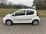 Peugeot 107 1.0-12V Urban Move