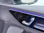 Mercedes-Benz C-klasse 300 e AMG Business Solution | Panorama - Schuifdak | Memory Seats | 360° Camera | 19" AMG Multispaaks Velgen | Sfeerverlichting | Distronic Cruise Control | Smartphone Integratie Pakket