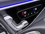 Mercedes-Benz E-klasse 300 e AMG Line | Hyperscreen | Panorama - Schuifdak | Stoelventilatie / -verwarming Voor | 20" Multispaaks AMG Velgen | 360° Camera | DAB+ Radio | Memory seats | Superscreen