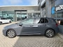 Volkswagen Golf 1.5 TSI 150pk Life | Navigatie | Trekhaak | Stoelverwarming |