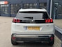 Peugeot 3008 1.2 Turbo 130 PK Allure Automaat | 1e Eiegnaarsauto met slechts 70.650 KM | Glazen Schuif-Kantel Panoramdak | Navigatie | Climate Control | Camera | LED Dagrijverlichting | DAB+ Radio | Cruise Control | Hoge Zitpositie | Digitaal Dashboard | Parkeersensoren | 18" Lichtmetalen Velgen | GT Uitlaatsierstukken |