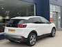 Peugeot 3008 1.2 Turbo 130 PK Allure Automaat | 1e Eiegnaarsauto met slechts 70.650 KM | Glazen Schuif-Kantel Panoramdak | Navigatie | Climate Control | Camera | LED Dagrijverlichting | DAB+ Radio | Cruise Control | Hoge Zitpositie | Digitaal Dashboard | Parkeersensoren | 18" Lichtmetalen Velgen | GT Uitlaatsierstukken |