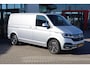 Volkswagen Transporter 2.0 TDI L1H1 28 Bulli NL auto 1e eigenaar nieuw door ons geleverd en onderhouden BULLI Full LED 17" LMV digital cockpit pro discover pro navigatie stoelverwarming camera achterdeuren met wisser