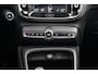 Volvo XC40 1.5 T2 Inscription | Dealer onderhouden | Panoramisch schuif/kanteldak | Stoel & stuurwielverwarming | 360 graden camera | Trekhaak | Harman Kardon | Apple CarPlay | Elektrisch verstelbare stoelen | Leder |
