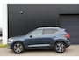 Volvo XC40 1.5 T2 Inscription | Dealer onderhouden | Panoramisch schuif/kanteldak | Stoel & stuurwielverwarming | 360 graden camera | Trekhaak | Harman Kardon | Apple CarPlay | Elektrisch verstelbare stoelen | Leder |