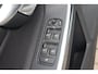 Volvo S60 1.6 T4 Momentum Navigatie, Airco, Cruise control, Auto moet nog gereinigd worden.