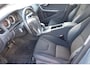 Volvo S60 1.6 T4 Momentum Navigatie, Airco, Cruise control, Elektrische ramen, Lichtmetalen wielen