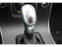 Volvo S60 1.6 T4 Momentum Navigatie, Airco, Cruise control, Auto moet nog gereinigd worden.
