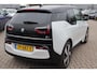 BMW i3 Basis iPerformance 94Ah 33 kWh 89,6% SOH, Climate control, Navigatie, Camera, Stoelverwarming, Auto wordt op dit moment gereinigd.