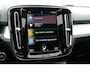 Volvo XC40 B3 Momentum Business | Panoramadak | Premium audio | Dealeronderhouden | Adaptive cruise control | Parkeersensore voor+achter | Apple carplay/Android auto | BLIS | Volvo on Call | 18 inch lichtmetalen velgen