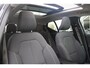 Volvo XC40 B3 163PK Momentum Business | Panoramisch schuif-/kanteldak | High Performance Audio | Adaptive cruise control & Pilot Assist | Semi elektr. Trekhaak | Parkeersensoren voor+achter | Apple carplay/Android auto | BLIS | Volvo on Call | 18 inch lichtmetalen velgen |