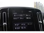 Volvo XC40 B3 163PK Momentum Business | Panoramisch schuif-/kanteldak | High Performance Audio | Adaptive cruise control & Pilot Assist | Semi elektr. Trekhaak | Parkeersensoren voor+achter | Apple carplay/Android auto | BLIS | Volvo on Call | 18 inch lichtmetalen velgen |