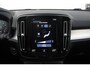 Volvo XC40 B3 163PK Momentum Business | Panoramisch schuif-/kanteldak | High Performance Audio | Adaptive cruise control & Pilot Assist | Semi elektr. Trekhaak | Parkeersensoren voor+achter | Apple carplay/Android auto | BLIS | Volvo on Call | 18 inch lichtmetalen velgen |