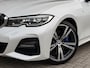 BMW 3-Serie 320i M-Sport | Schuif/Kantel | Harman / Kardon | Leder | Head-Up | Parelmoer Wit