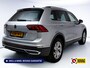 Volkswagen Tiguan 1.4 TSI eHybrid Business | Elec. Panoramadak | Stoel- & Stuurverwarming | Adap. Cruise | Elc. achterklep | All season banden, PDC V+A, IQ Led