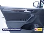 Volkswagen Tiguan 1.4 TSI eHybrid Business | Elec. Panoramadak | Stoel- & Stuurverwarming | Adap. Cruise | Elc. achterklep | All season banden, PDC V+A, IQ Led
