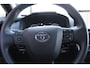 Toyota C-HR 1.8 Hybrid 140 First Edition Bi-Tone | Rijklaar | Parelmoer | Apple/Android | Stoel-/Stuurverw. | Blind Spot | Camera | Keyless | LED | El.achterklep | Navi