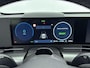 Hyundai Kona Electric BLACK LINE 65.4 kWh | SoH 99%! | TREKHAAK | SIDE BARS | CAMERA | CLIMA | CRUISE ADAPT. | NAVI | 17'' LM VELGEN | UNIEK! | FABRIEKSGARANTIE GELDIG T/M 1-2029! |