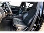 Volvo XC40 1.5 T2 R-Design | Panoramadak | Trekhaak | Harman & Kardon | 360 graden Camera | Stoelverwarming | Lichtmetalen Velgen 19 inch | Keyless Entry | Elektrische Achterklep | Navigatie