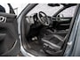 Volvo XC40 1.5 T3 R-Design | Panoramadak | Harman Kardon Audio | 360 Graden Camera | Trekhaak | Keyless Entry | Elektrische Achterklep | BLIS | Navigatie