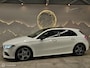 Mercedes-Benz A-klasse 200 AMG LINE Panorama/Night/Sfeer/Widescreen