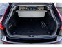Volvo V60 2.0 B4 Plus Bright | Navigatie | Apple Carplay | Android Auto | Lederen Bekleding | Stoelverwarming | Achteruitrijcamera | Parkeersensoren | Lichtmetalen Velgen | Keyless Entry | Elektrische Achterklep