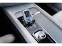 Volvo V60 2.0 B4 Plus Bright | Navigatie | Apple Carplay | Android Auto | Lederen Bekleding | Stoelverwarming | Achteruitrijcamera | Parkeersensoren | Lichtmetalen Velgen | Keyless Entry | Elektrische Achterklep