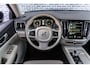 Volvo V60 2.0 B4 Plus Bright | Navigatie | Apple Carplay | Android Auto | Lederen Bekleding | Stoelverwarming | Achteruitrijcamera | Parkeersensoren | Lichtmetalen Velgen | Keyless Entry | Elektrische Achterklep