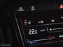 Volkswagen T-Roc 1.5 TSI 3x R-Line Panorama/Black Style/Ascot grey