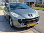 Peugeot 207 CC 1.6 VTi Airco Electric pakket Audio-CD/MP3 ABS LMV 16" Colorpakket Sportstoelen Trekhaak Dealeronderhoud Nieuwe Apk