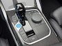 BMW i4 eDrive40 M-sport 84kWh | Panoramadak | ACC | Wegklapbare trekhaak | Sportstoelen | Leder/Alcantara | Head up | Harman&Kardon | Navigatie | Camera | Dodehoekdetectie | 19 inch M-velgen | LED | DAB | Apple CarPlay | Volledig dealeronderhouden!