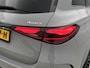 Mercedes-Benz GLC 300 e 4MATIC AMG Plug-In Hybride AMG Line | Night Pakket | Digital Licht | Trekhaak | Distronic | Memory Voorstoelen | Stoel en Stuurverwarming. Inclusief 24 maanden Mercedes-Benz Certified garantie voor Europa.