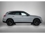 Mercedes-Benz GLC 300 e 4MATIC AMG Plug-In Hybride AMG Line | Night Pakket | Digital Licht | Trekhaak | Distronic | Memory Voorstoelen | Stoel en Stuurverwarming. Inclusief 24 maanden Mercedes-Benz Certified garantie voor Europa.