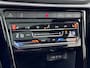 Volkswagen T-Roc 1.5 TSI R-Line Pano/AppleCarPlay/Massage