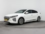 Hyundai Ioniq PREMIUM EV 38 kWh | TREKHAAK | ALL SEASONS | VERWARMDE VOORSTOELEN | LEDER | CRUISE ADAPT. | CLIMA | CAMERA | NAVI | WARMTEPOMP | APPLE CAR PLAY & ANDROID AUTO | 16'' LM VELGEN |