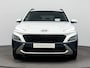 Hyundai Kona 1.6 GDI HEV FASHION DESIGN | NAVI | CLIMA | CAMERA | CRUISE ADAPTIEF | HUD | DODEHOEK DETECTIE | APPLE CARPLAY & ANDROID AUTO | 18'' LM VELGEN | FABRIEKSGARANTIE GELDIG T/M 5-2028! |