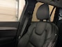 Volvo XC90 T8 AWD Recharge Inscription | Vol! | Bowers & Wilkins | Luchtvering | Stoelventilatie | 360° Camera | Head-Up Display | Stoelmassage | Adaptieve Cruise Control | Standkachel met Volvo On Call App | Stoelverwarming voor+achter | Stuurwielverwarming | Schuifdak | Full LED Meesturende koplampen | Pilot Assist | BLIS Dode Hoek Detectie | Elektrische voorstoelen geheugen | Nappa Lederen bekleding | Zitting verlenging voorstoelen | Lederen Dashboard | Keyless Drive | Parkeersensoren voor+achter | Privacy Glass | Geïntegreerd kinderzitje achterin | Elektrisch bedienbare achterklep | Geïntegreerde zongordijnen achterportieren | Verlichte instaplijsten | 7-Persoons | 4-Zone Climate Control | Alarm Klasse III | DAB Radio | Apple Carplay/Android Auto | Volvo On Call met mobiele App functie | Bright Silver Metallic |