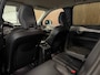 Volvo XC90 T8 AWD Recharge Plus Dark Long Range | Harman Kardon | All Season banden | Adaptieve Cruise Control | 455pk | Standkachel met Volvo On Call App | Stoelverwarming voor+achter | Stuurwielverwarming | Pilot Assist | BLIS Dode Hoek Detectie | Google Infotainment | Parkeercamera | Elektrische voorstoelen geheugen | Lederen bekleding | Zitting verlenging voorstoelen | Lederen dashboard | 20 Inch | Keyless Drive | Parkeersensoren voor+achter | Privacy Glass | Elektrisch bedienbare achterklep | Geïntegreerd kinderzitje achterin | Geïntegreerde zongordijnen achterportieren | Verlichte instaplijsten | 7-Persoons | 4-Zone Climate Control | DAB Radio | Apple Carplay/Android Auto | Draadloos telefoon opladen | Volvo On Call met mobiele App functie | Thunder Grey Metallic |