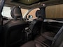 Volvo XC90 T8 AWD Recharge R-Design | Trekhaak | 360° Camera | Schuifdak | Harman Kardon | Adaptieve Cruise Control | Standkachel met Volvo On Call App | Stoelverwarming voor+achter | Stuurwielverwarming | 20 Inch | Pilot Assist | BLIS Dode Hoek Detectie | Lederen bekleding | Zitting verlenging voorstoelen | Keyless Drive | Parkeersensoren voor+achter | Privacy Glass | Elektrisch bedienbare achterklep | Draadloos telefoon opladen | DAB Radio | Apple Carplay/Android Auto | Volvo On Call met mobiele App functie | Onyx Black Metallic |